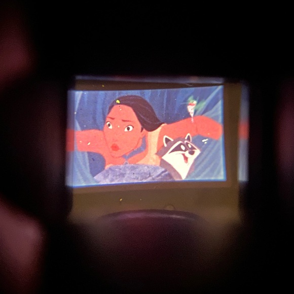 Disney Pocahontas Blockbuster Vintage Pocket Viewer Collectibles Rare HTF 1995 - Picture 7 of 9